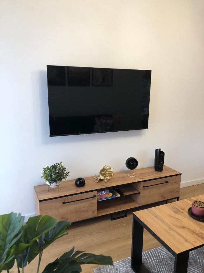 Apartament Pileckiego Nowy Dwor Mazowiecki Modlin Airport Esterno foto